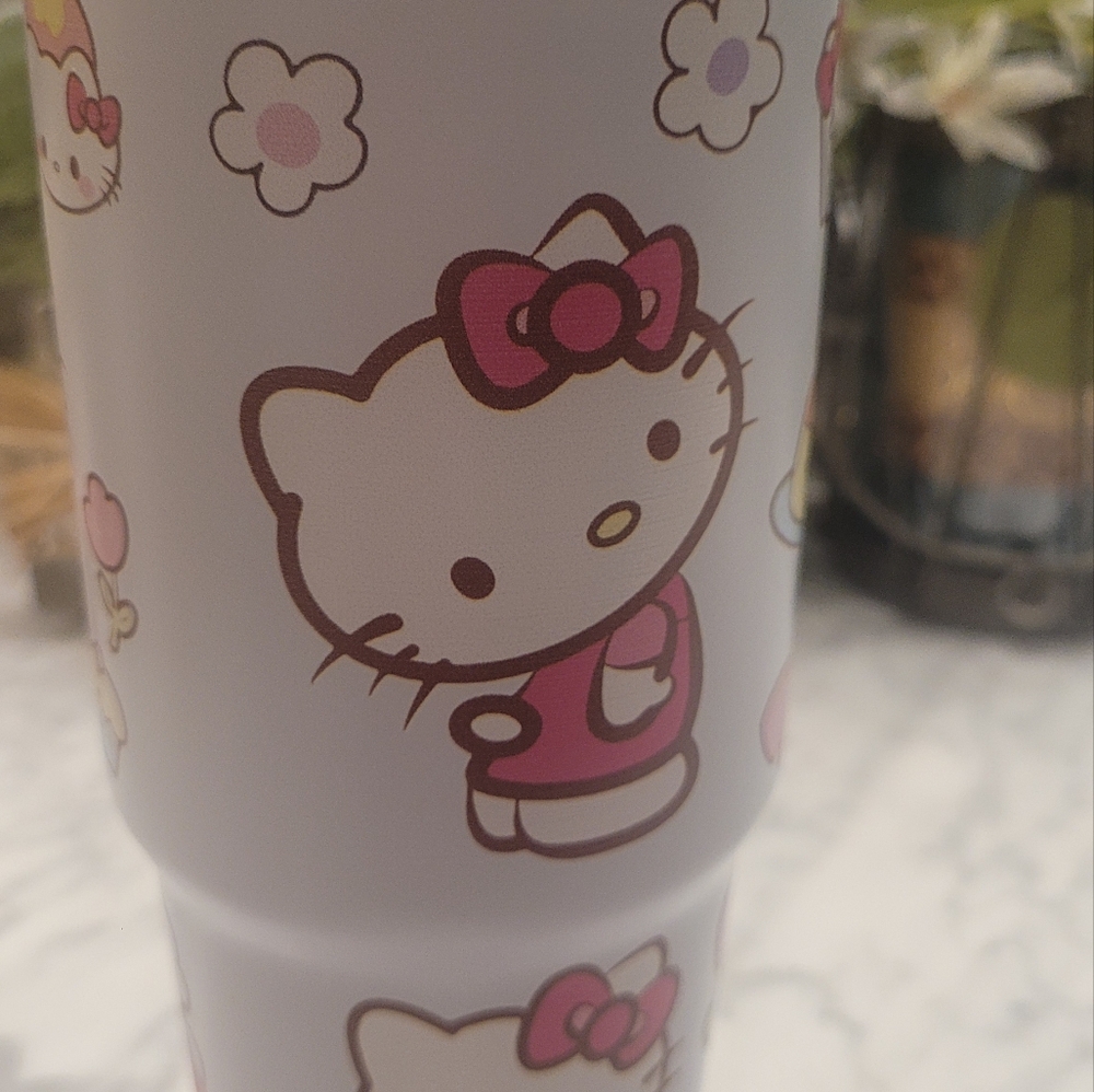 Stanley IceFlow Flip Straw 30oz Hello Kitty White Travel Tumbler With Flip Straw - Picture 6 of 10